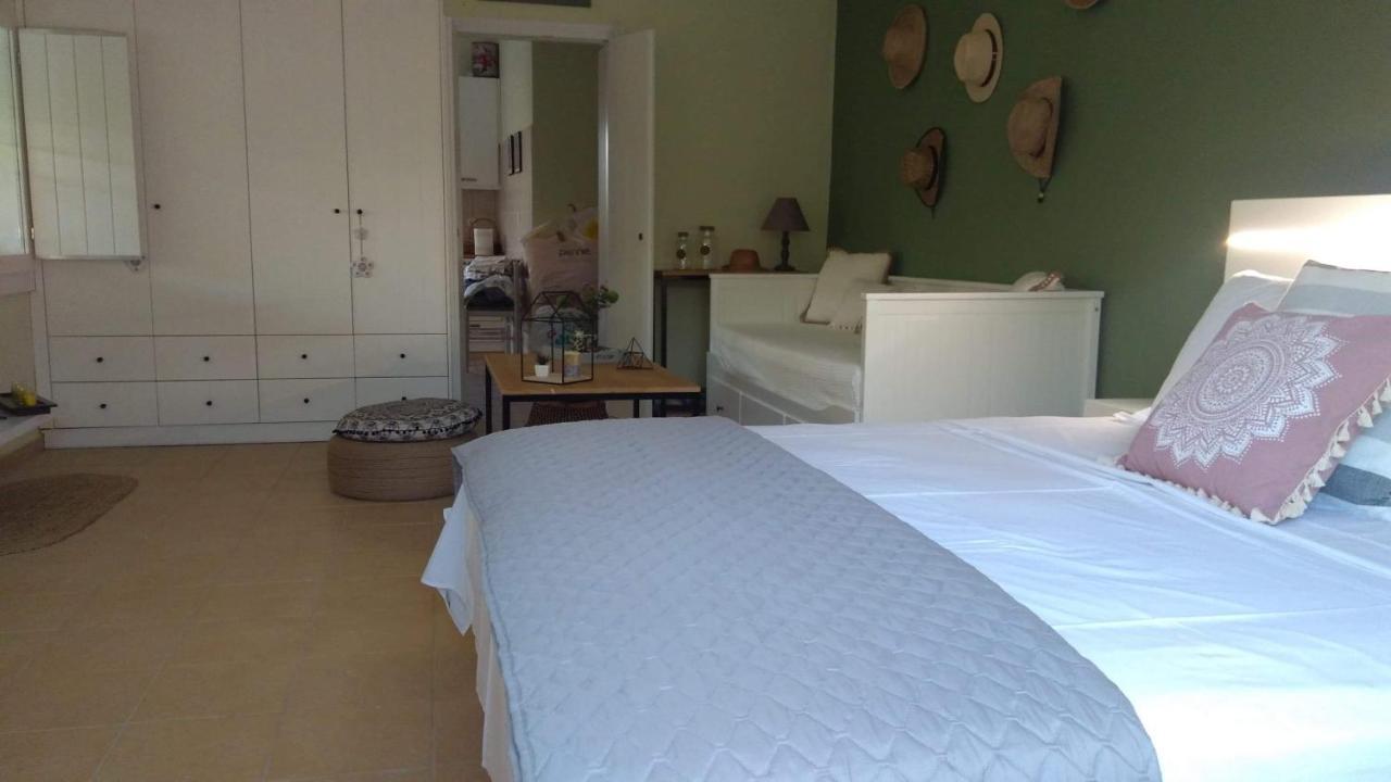 Olive Garden Guest House Kyparissia Ngoại thất bức ảnh