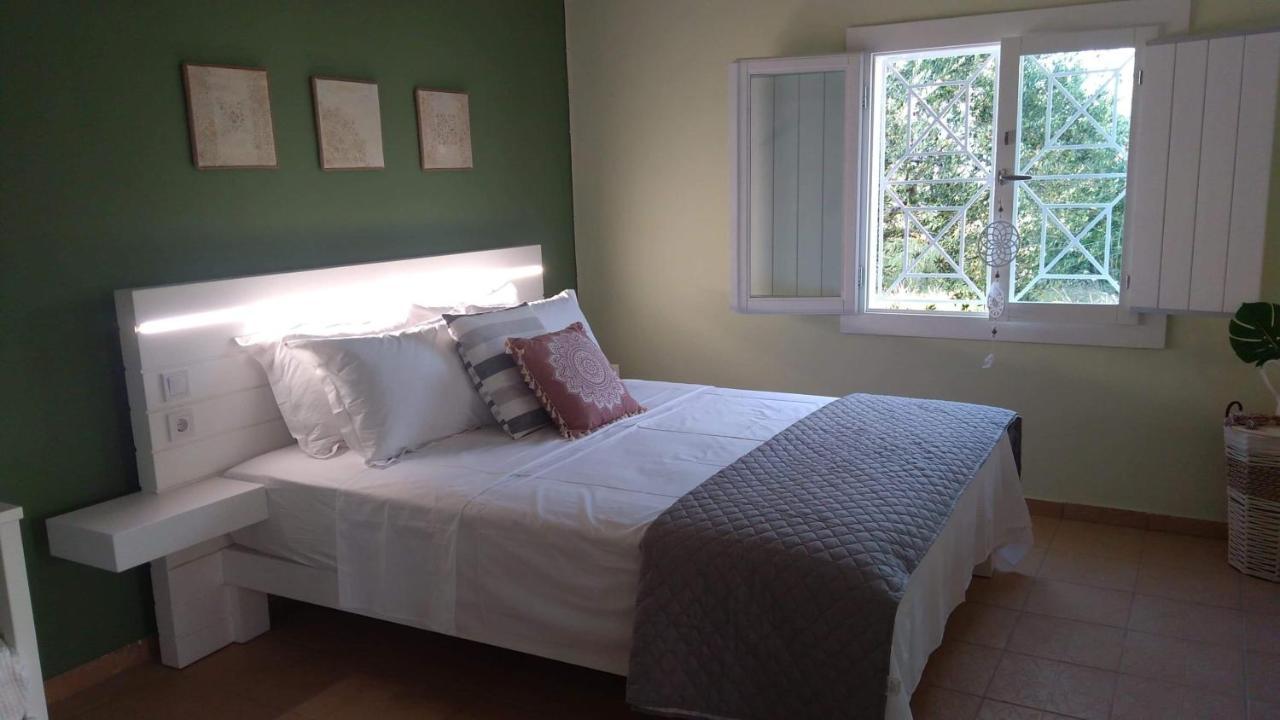 Olive Garden Guest House Kyparissia Ngoại thất bức ảnh